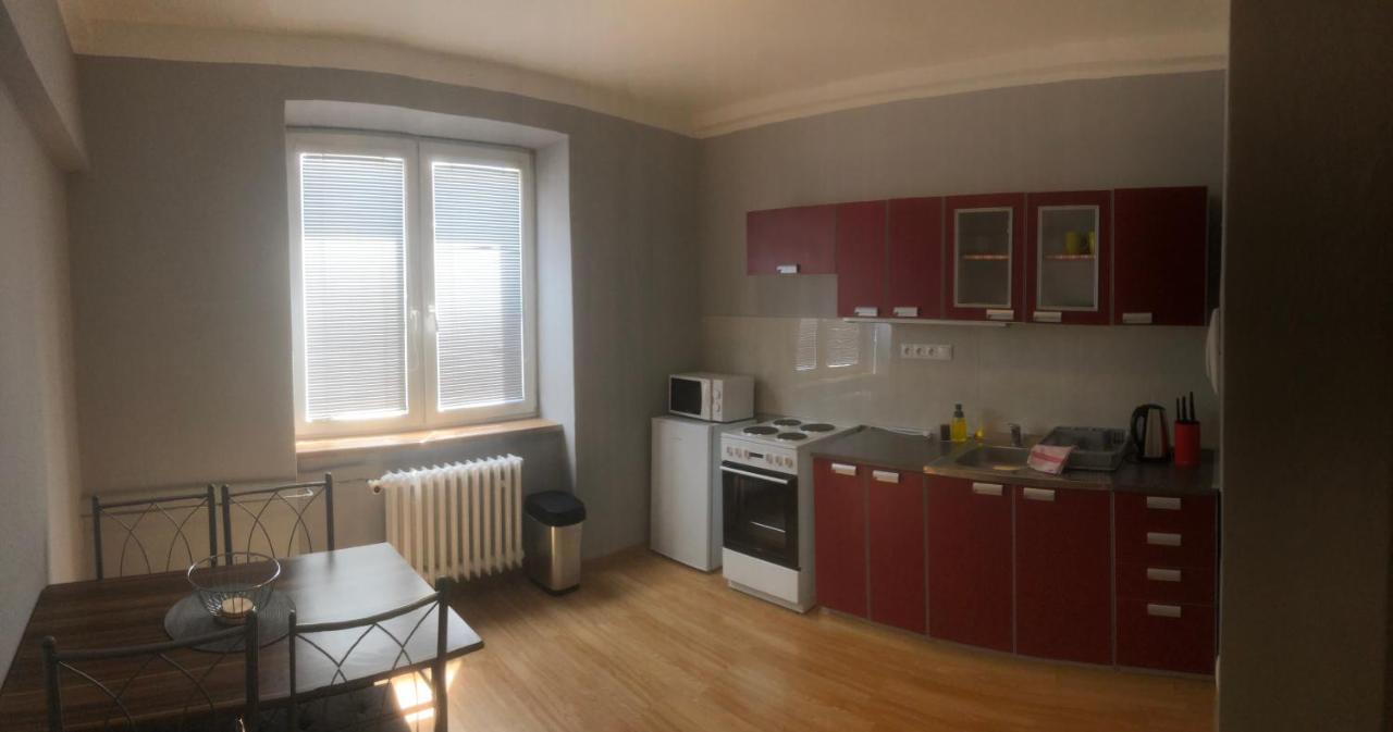 Appartamento Apartman Bea, Snp 12 Velky Krtis Esterno foto