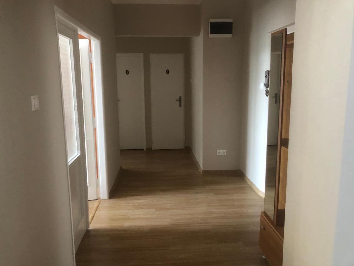 Apartman Bea, Snp 12 Velky Krtis Esterno foto