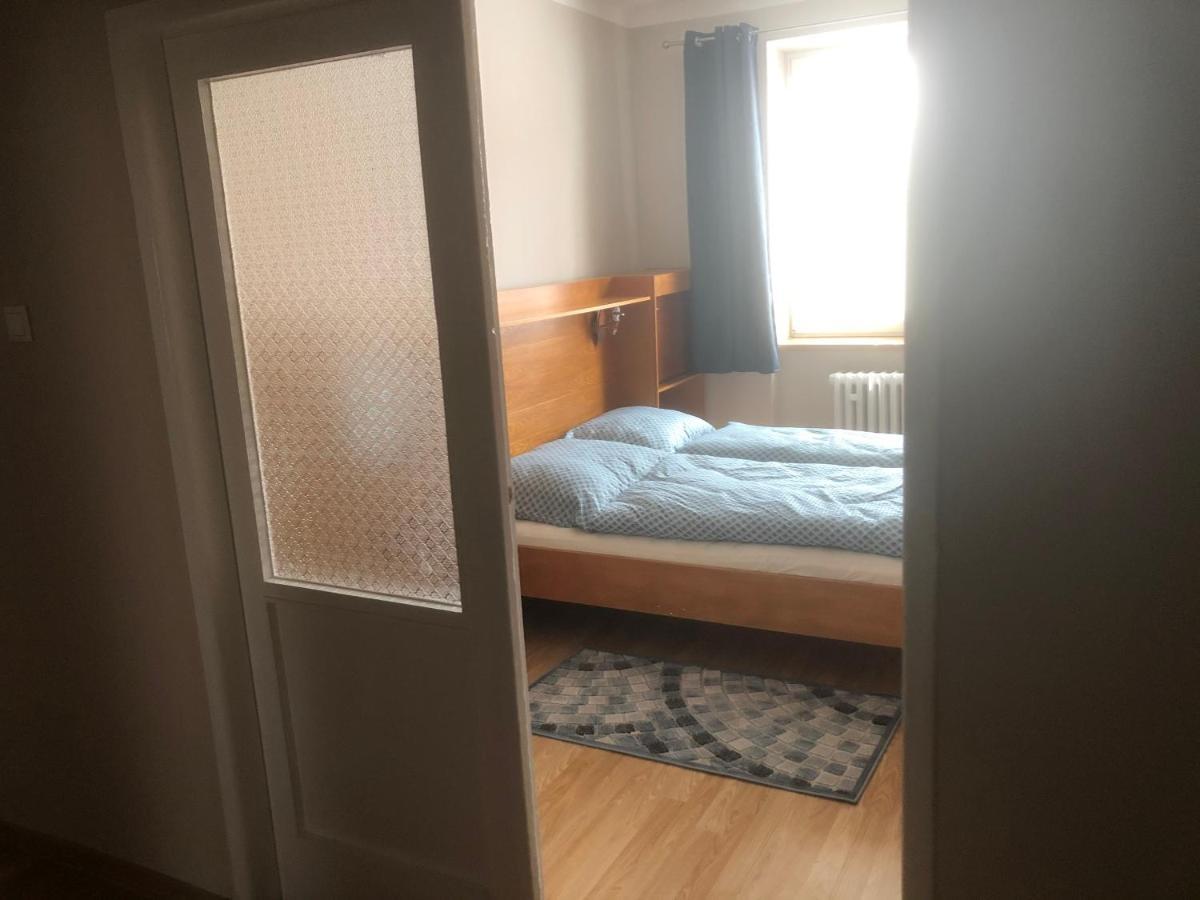 Appartamento Apartman Bea, Snp 12 Velky Krtis Esterno foto